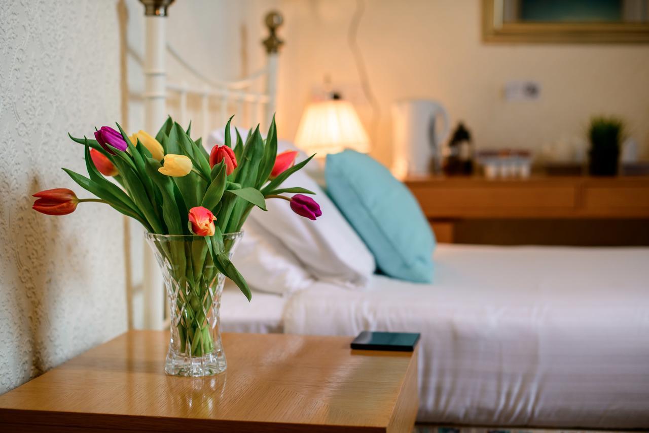 The Alexander - Hotel By Tifa Stays Swansea Bagian luar foto