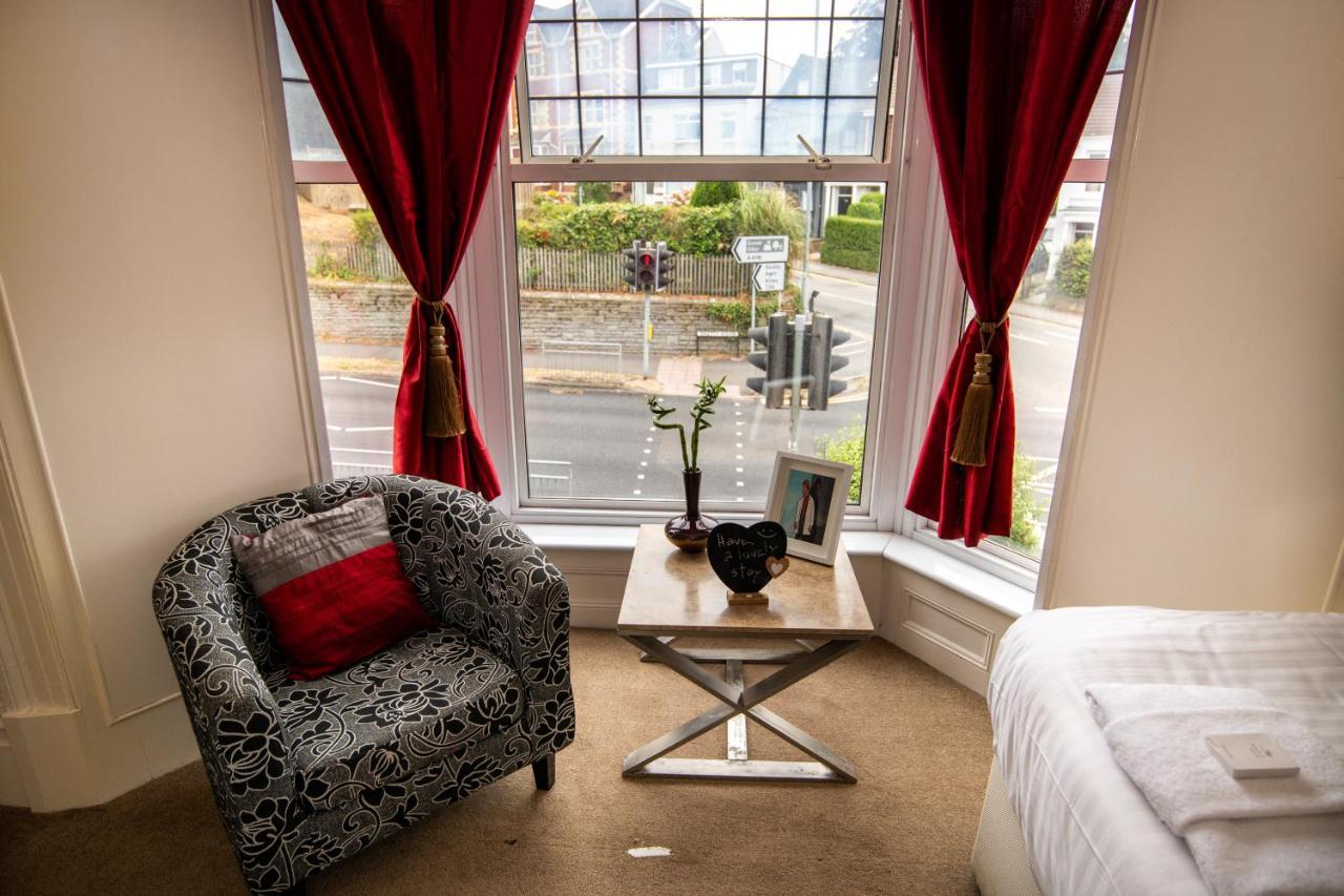 The Alexander - Hotel By Tifa Stays Swansea Bagian luar foto