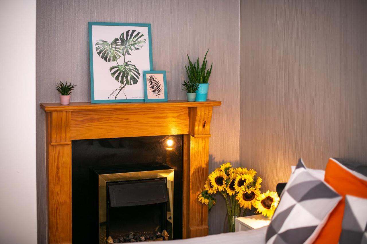 The Alexander - Hotel By Tifa Stays Swansea Bagian luar foto