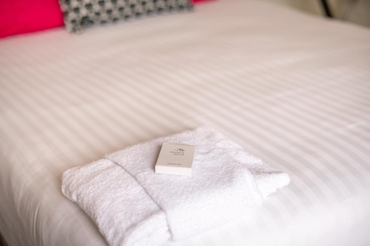 The Alexander - Hotel By Tifa Stays Swansea Bagian luar foto