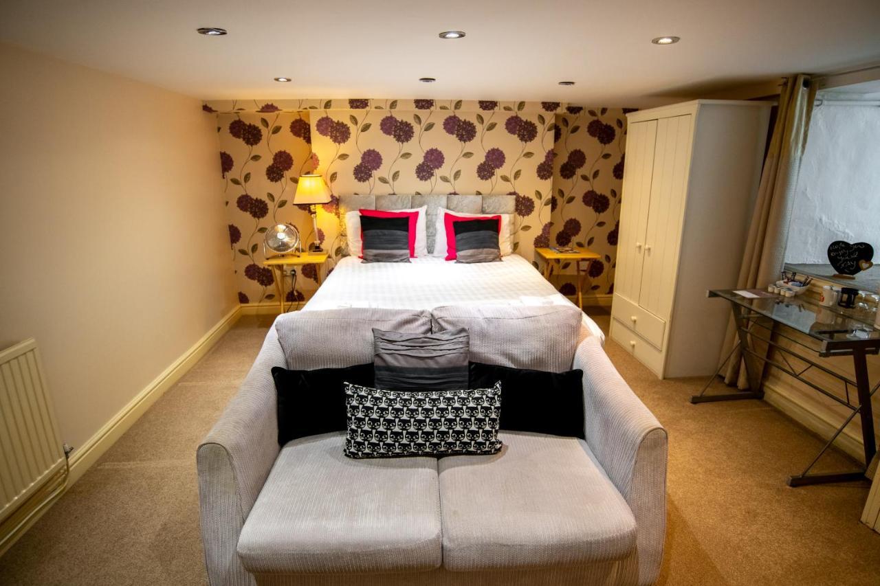 The Alexander - Hotel By Tifa Stays Swansea Bagian luar foto